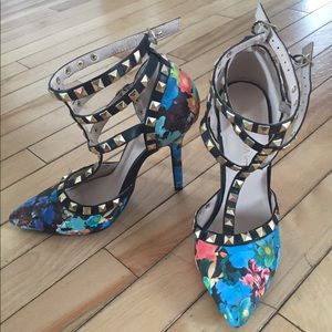 Meet your Posher, Ariane